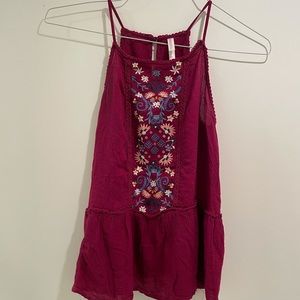 Xhiliration Maroon Floral Halter Top